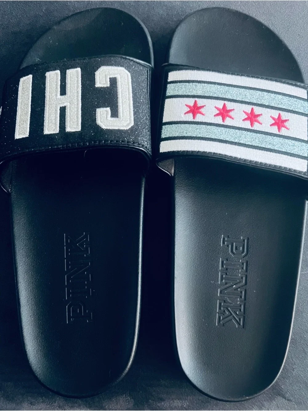 Victoria’s Secret PINK Chicago Slides/logo/ size 10/NWOT